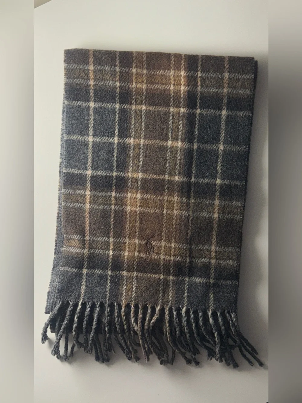 Ralph Lauren  Italian Lambs Wool Plaid  Scarf